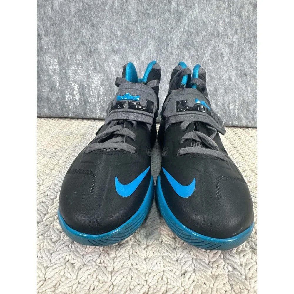 Nike Lebron Soldier VIII BG Boys Basketball Shoes Sz 5.5Y Black/Blue/Gray Pre-Ow
